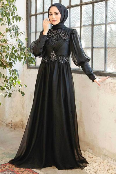 Neva Style Βραδινό φόρεμα με κεντημένο μαύρο σατέν χιτζάμπ 25822s