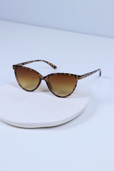 LOOKUP Uv400 Protection Unisex Sunglasses 52 Ekartman Cat Eye Case and Wiping Cloth