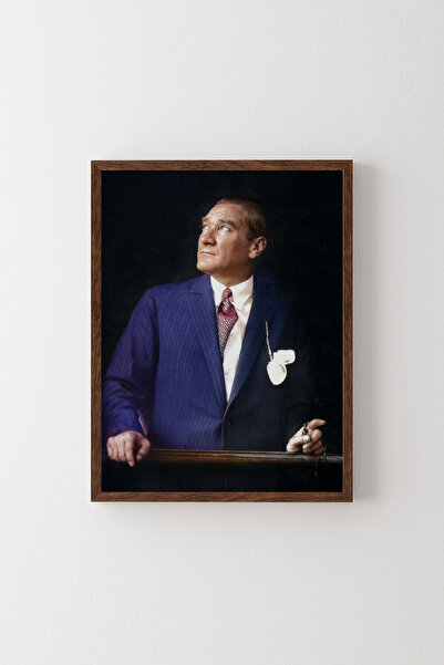 epiqart Mustafa Kemal Atatürk - Ahşap Desenli Çerçeve