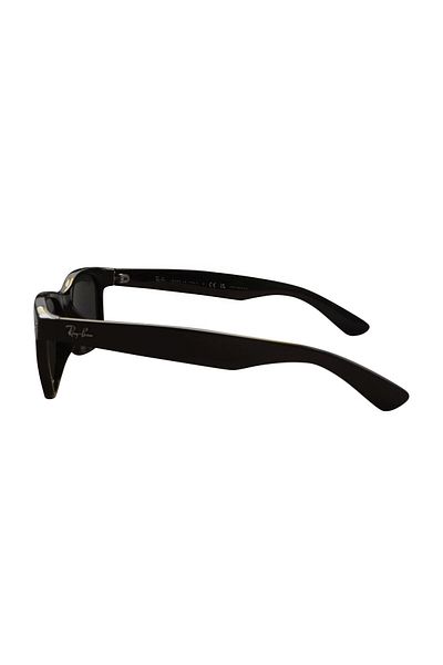 Ray-Ban Stylový design Classic Wayfarer