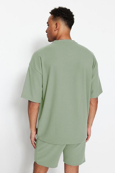 Trendyol Collection Übergroßes, mintfarbenes, strukturiertes Premium-T-Shirt mit Rundhalsausschnitt – TMNSS23TS00081