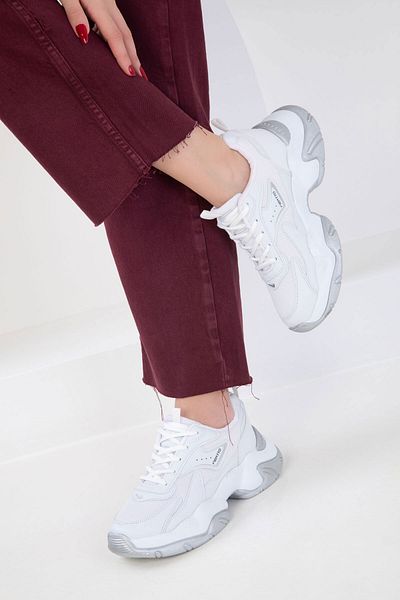 SOHO White Women's Sneaker 20503