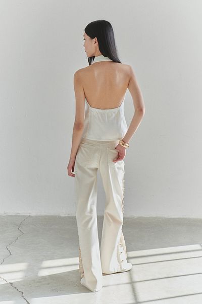 Trendyol Collection Ecru-Jeans in limitierter Auflage mit Knopfdetail und hoher Taille und weitem Bein TWOSS25JE00208