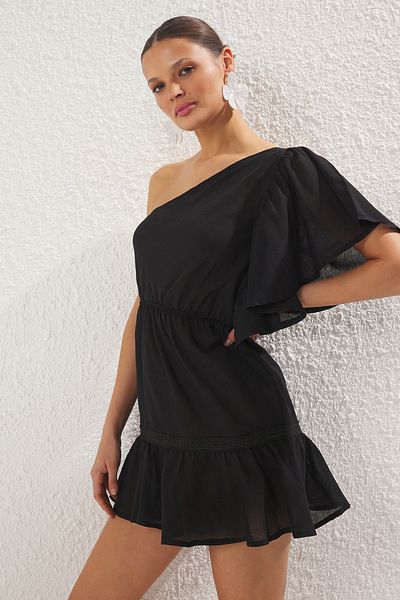Trendyol Collection Černé mini tkané plážové šaty TBESS25EL00073