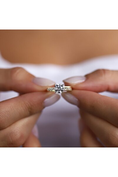 Altın Sepeti Altın Tektaşlı Yüzük