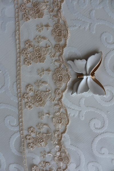 SHERLOCK HOME Legendary Guipure Lace Cappucino 12f002