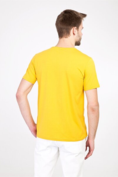 PLAS Yellow Solid Color T-Shirt