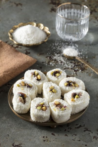MEŞHUR SAFRANBOLU LOKUMCUSU Turkish Delight with Coconut Sultan Pistachio 500 g