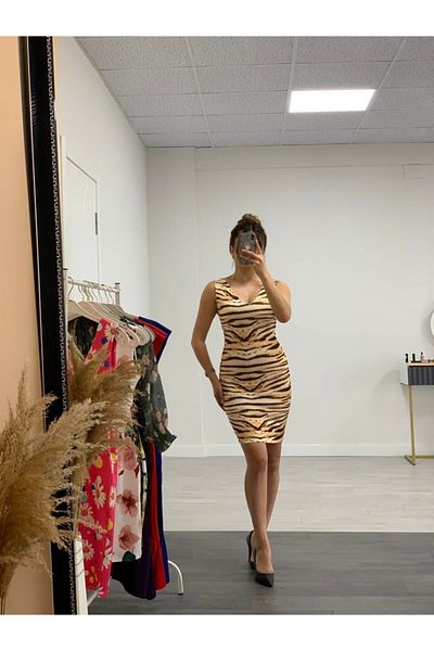 giyimmasalı Μίνι φόρεμα Crepe με Leopard Print - Καφέ