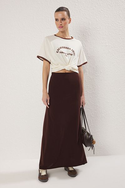 Trendyol Collection Brown Fitted Fish Form Stretchy Knitted Maxi Skirt Twoss24Et00155