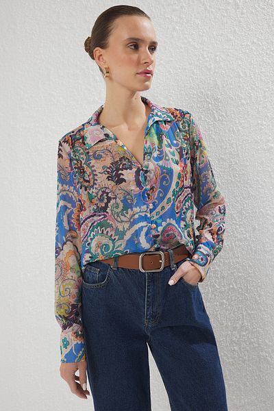Trendyol Collection Mehrfarbiges, langärmliges, übergroßes, gemustertes Chiffonhemd TWOSS25GO00153