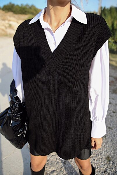 Tüy boutique Dámská černá Ropa s výstřihem do V a velikostí 65-70-50 C