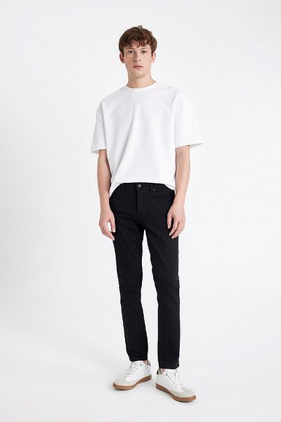 DeFacto Παντελόνι Pedro Slim Fit Jean - στενή εφαρμογή, κανονική μέση, στενό πόδι S2711AZ24SP