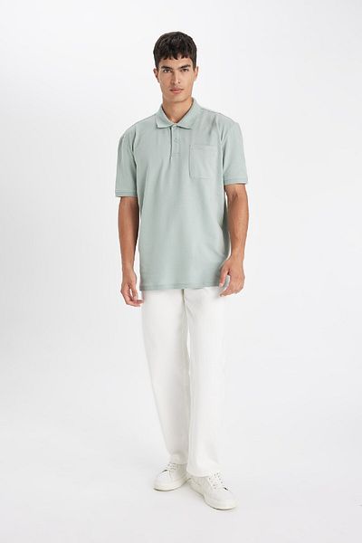 DeFacto Neues, kurzärmliges Piqué-Polo-Basic-T-Shirt mit normaler Passform D4610ax24sm