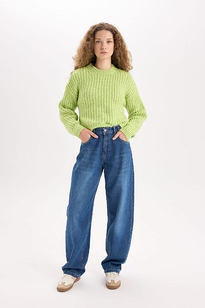 DeFacto Crew Neck Oversize Knitwear Sweater - Wide Fit V1811Azns