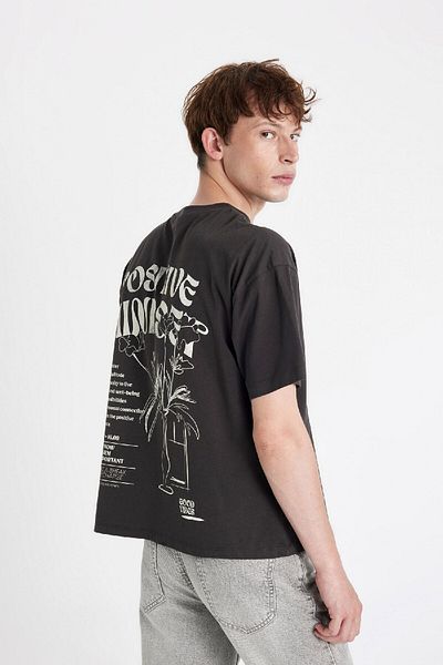 DeFacto Oversize Wide Fit Crew Neck Printed Short Sleeve T-Shirt D4174Ax24Sm