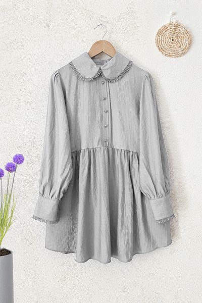 MODAQU Gray Baby Collar Lace Tunic