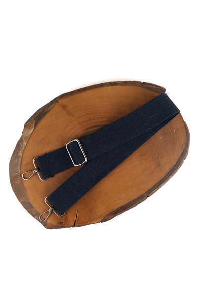 Prestij Boncuk نموذج ضبط الجناح باللون الأزرق الداكن: يبرز ملحقات السباحة في ...