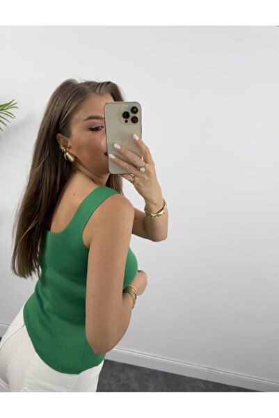 Mrs.idea Women's Square Neck Thick Strap Slim Knitwear Undershirt