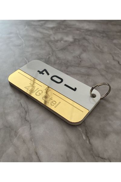 Yönline White&Gold Customizable Hotel Bungalows Apart Keychain