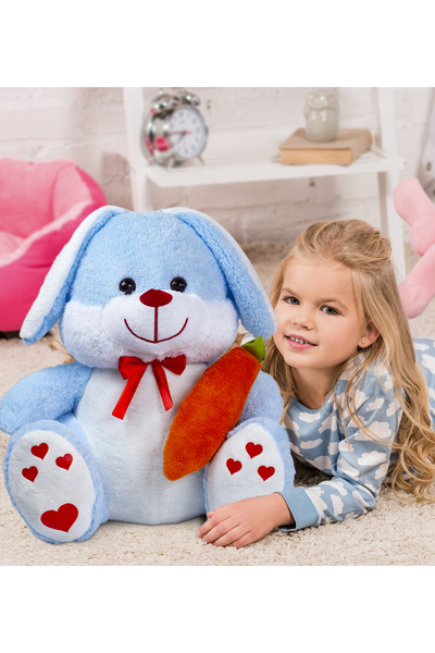 Özgüner Oyuncak 80 Cm Elinde Havuçlu Çocukların İçin En İyi Arkadaşı Peluş Tavşan