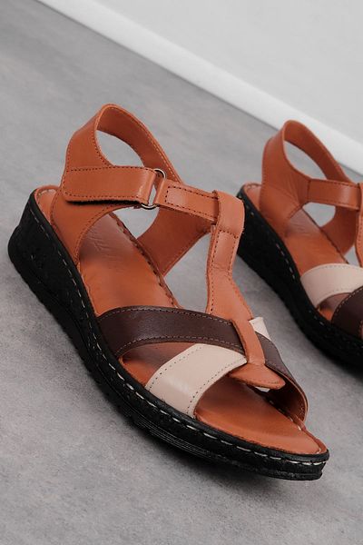 Lal Shoes & Bags Sandale cu toc joasă din piele naturală pentru femei cu două dungi - maro