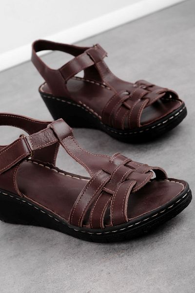 Lal Shoes & Bags Sandale de damă din piele naturală - maro cu toc cu dungi