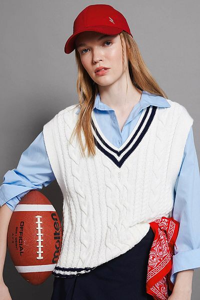 DeFacto V-Neck Hair Knit Patterned Regular Fit Knitwear Sweater - D4686Ax24Au