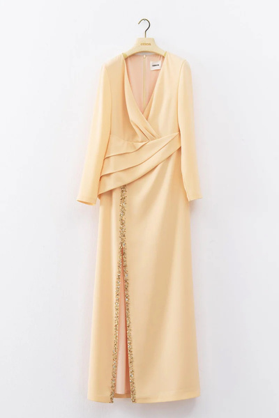 cercis Drape ve İşleme Detaylı Yırtmaçlı Uzun Abiye Elbise