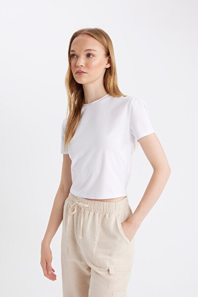 DeFacto Coool Fitted Bisiklet Yaka Basic Düz Kısa Kollu Tişört Z8790az24au