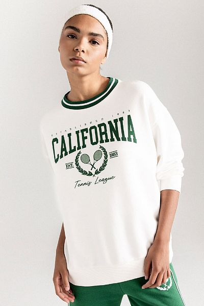 DeFacto Oversize Printed Sports Sweatshirt - Crew Neck, Wide Fit D1702Ax24Au