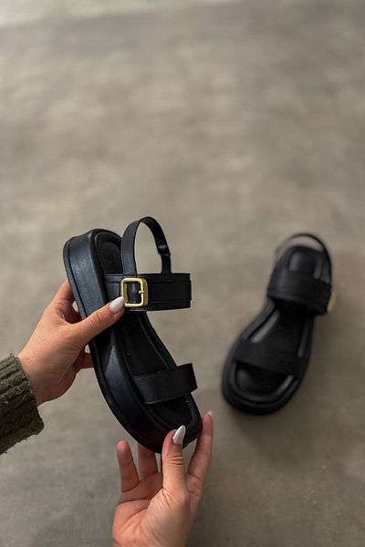 SHOEBELLAS Dámské sandály Mayra Black Single Buckle