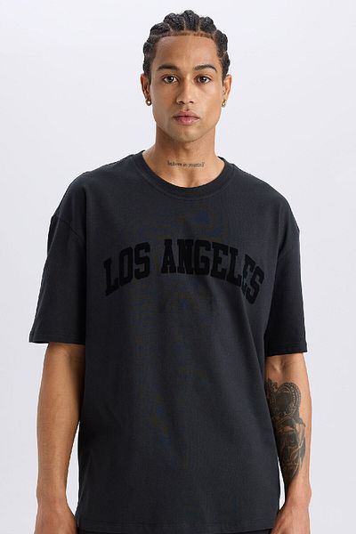DeFacto Defactofit Nba Los Angeles Lakers Oversize Wide Fit Crew Neck Sportsman Short Sleeve T-Shirt D6714A