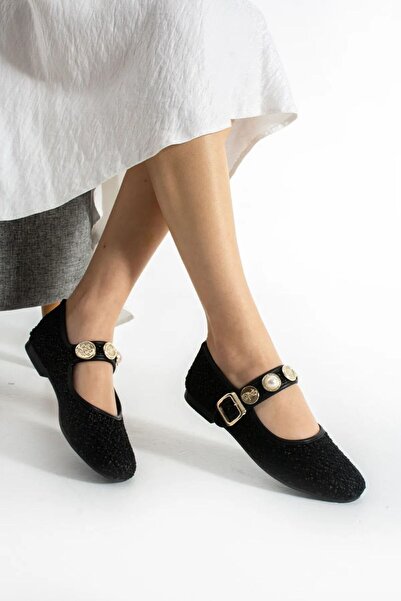 KAFKASLAR AYAKKABI حذاء KAFKASLAR موديل جديد من القماش الناعم بإبزيم