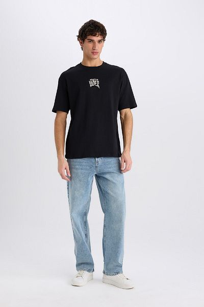 DeFacto Star Wars Boxy Fit Rundhalsausschnitt Rücken bedrucktes Kurzarm-T-Shirt D6786AX25SP