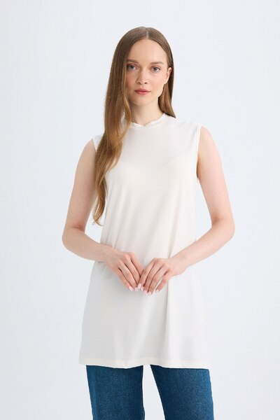 DeFacto Black Regular Fit Crew Neck Sleeveless Basic Plain Tunic A8352Ax24Au