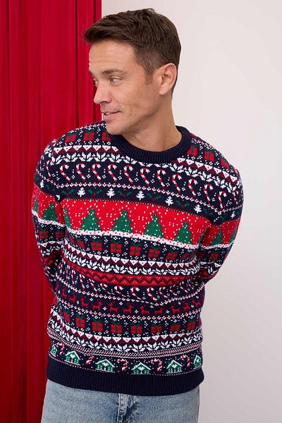 DeFacto Strickpullover mit Rundhalsausschnitt und Standard-Passform für das neue Jahr D5485ax24wn