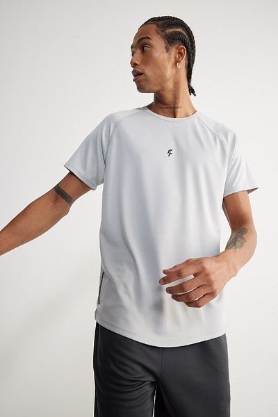 DeFacto DeFactoFit Slim Fit Αθλητικό μπλουζάκι με κοντό μανίκι με στάμπα με λαιμόκοψη V2887AZ25SP
