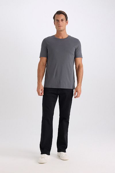 DeFacto Slim Fit Slim Fit Crew λαιμόκοψη Βασικό μασίφ κοντομάνικο μπλουζάκι M6606AZ25SP