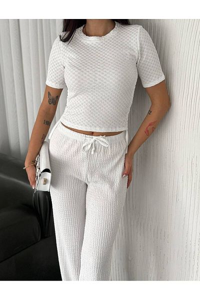 Noa Noa Embossed Patterned T-Shirt Pants Set