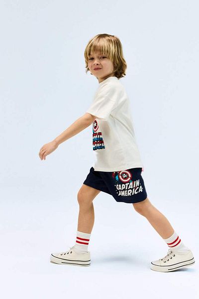 DeFacto New Season Baby Boys 2-Piece Set Marvel Comics Short Sleeve T-Shirt Elastic Waisted Shorts