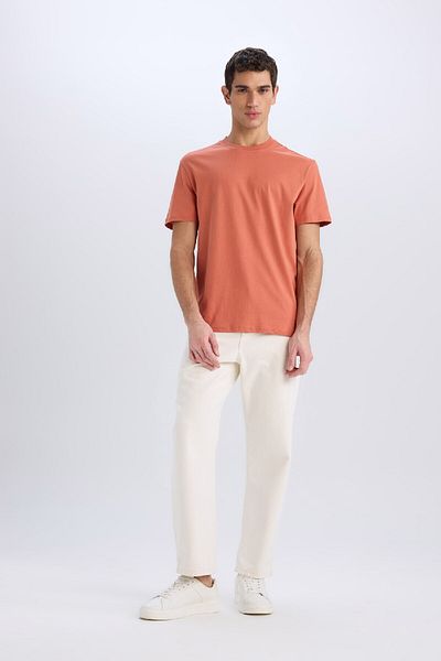 DeFacto 100 % Baumwolle Neues Basic-T-Shirt mit Rundhalsausschnitt und normaler Passform, einfarbig, kurzärmelig V7699az25sp