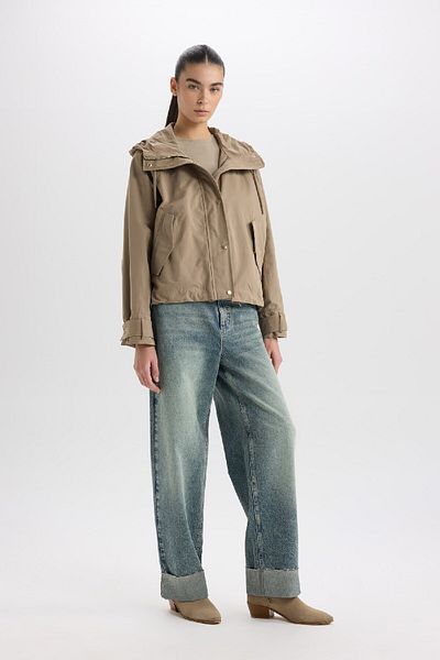 DeFacto Water Repellent Fabric Hood Lightweight Seasonal Coat with Pocket Zipper Snap D5764Ax25Sp
