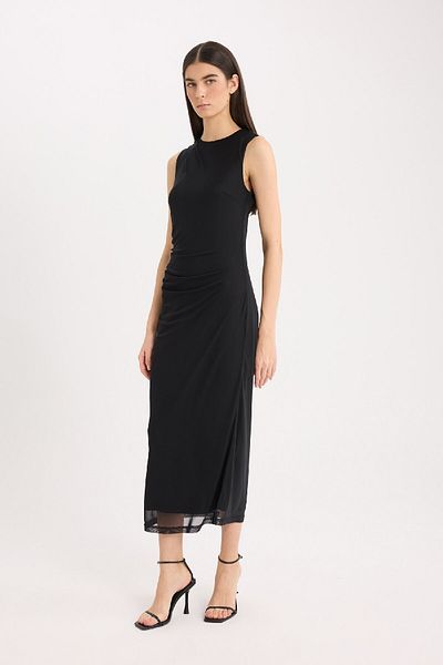 DeFacto Bodycon Bodycon Στρογγυλή λαιμόκοψη Βασικό ίσιο τούλι Αμάνικο Midi βραδινό φόρεμα D8036ax25sp