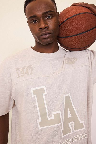DeFacto Fit Nba Los Angeles Lakers Oversize Wide Fit Crew Neck Short Sleeve Pique T-Shirt D8551Ax2