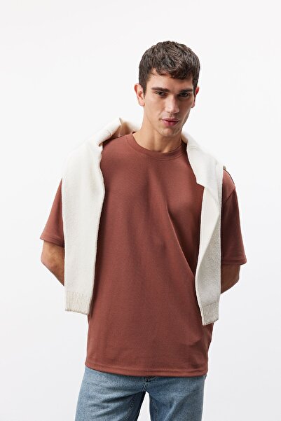 DeFacto Oversize Geniş Kalıp Ütü Gerektirmeyen Bisiklet Yaka Kısa Kollu Basic Düz Ağır Kumaş Tişört X3926AZ2