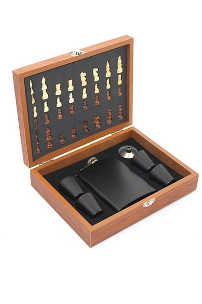 Fernanda Premium Stainless Steel 8 oz 4 Shot Glasses Set with 24*18cm Wood with Chess
