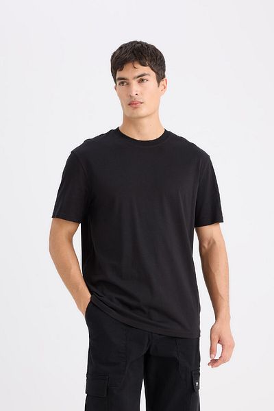 DeFacto Neues Regular Fit Rundhals-Kurzarm-T-Shirt aus 100 % Baumwolle V7699az25sp