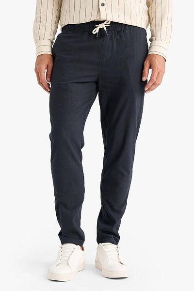 DeFacto Sommer-Jogginghose in Leinen-Optik aus 100 % Baumwolle, schmales Bein, elastische Taille, Schnürung, elastische Taschen Z6475az25sp