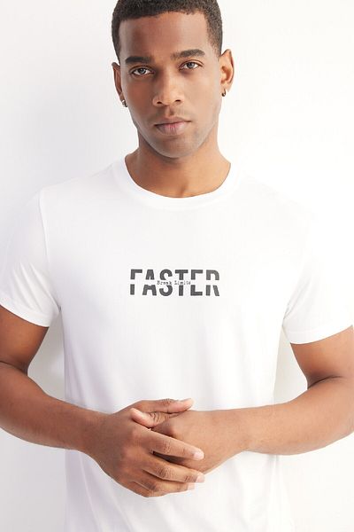 DeFacto Fit Slim Fit Slim Fit Crew λαιμόκοψη με στάμπα αθλητικό κοντομάνικο μπλουζάκι D7811ax25sp